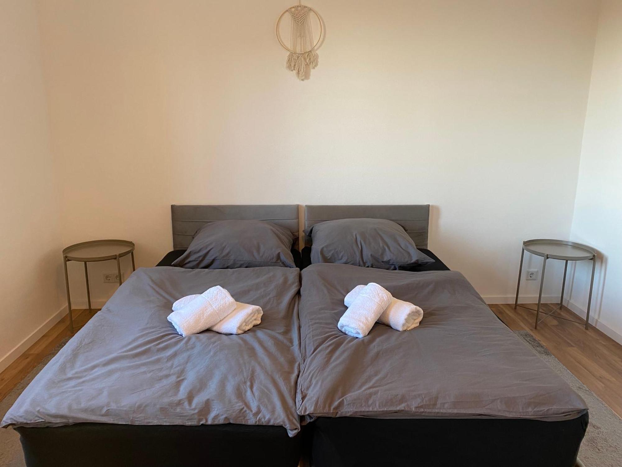 Hochwertige Ferienwohnung Mit 7Qm Balkon, Netflix, Kaffeeautomat, Rainshower Bad اتسوكو المظهر الخارجي الصورة