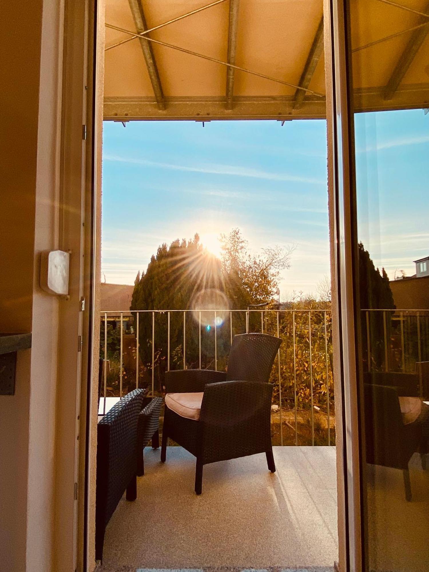 Hochwertige Ferienwohnung Mit 7Qm Balkon, Netflix, Kaffeeautomat, Rainshower Bad اتسوكو المظهر الخارجي الصورة